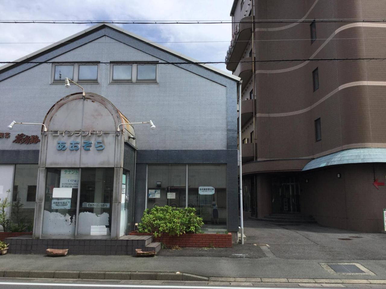 Business Hotel Minami Iwata Esterno foto